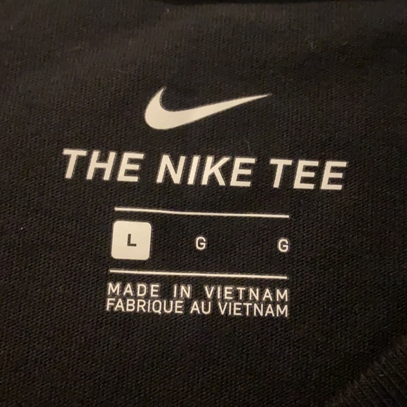 COPY - MENS NIKE T-SHIRT LARGE - Picture 2 of 3